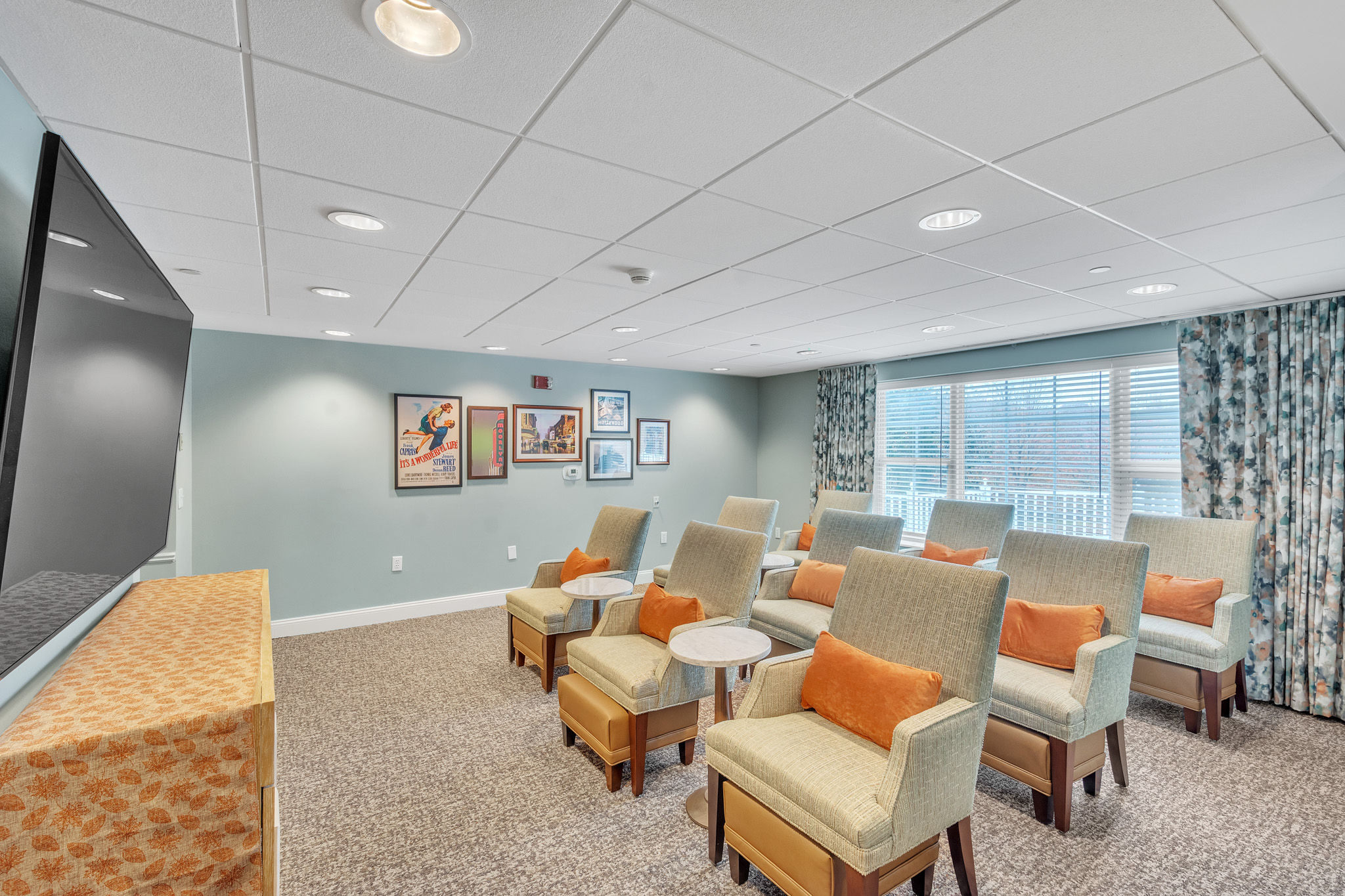 Theatre | Brighton Gardens of Florham Park