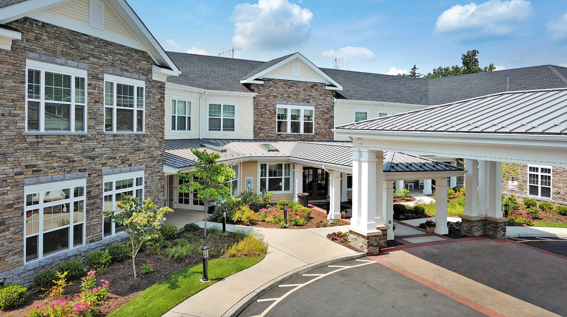 The outside of Sunrise of Franklin Lakes in Franklin Lakes